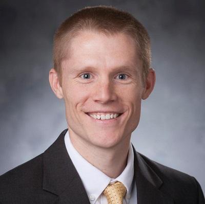 Scott Robertson headshot