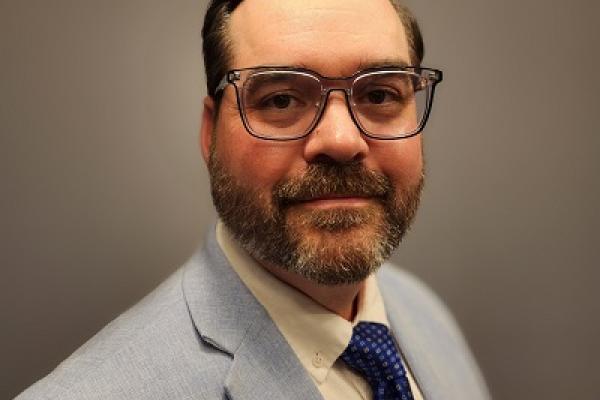 Gregory Matter headshot